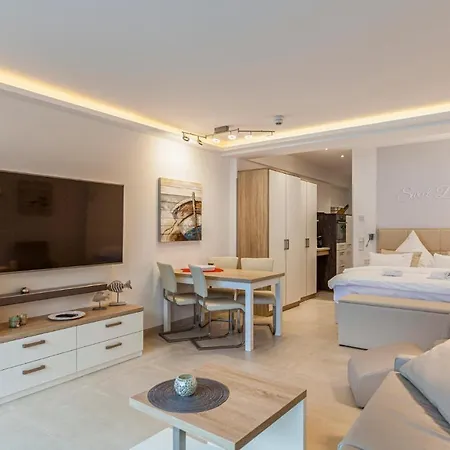 Prora Solitaire Panorama 03 * Binz